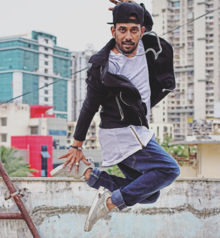 Dharmesh Yelande - Wikiunfold.com